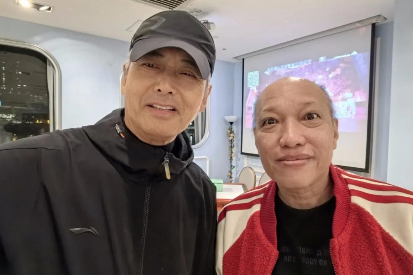 周润发被曝接济TVB旧同事，吕良伟称至今仍在照顾，常聚会请吃饭