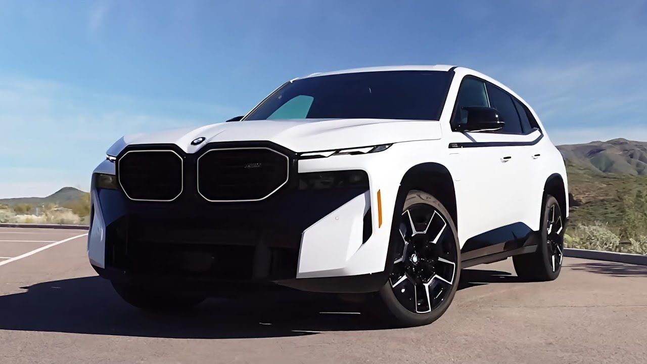 宝马XM 内饰展示