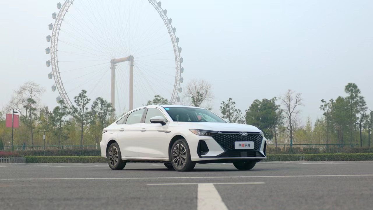 奇瑞风云A8动力、悬挂、操控、NVH全面体验 表现如何？