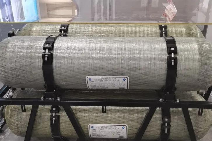 天海工业推出新一代车载储氢气瓶“IV型瓶”