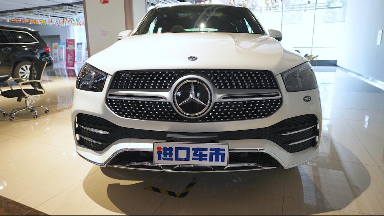 奔驰GLE350视频欣赏 高颜值SUV 内饰够豪华！