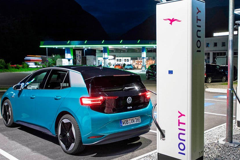 全民电动时代已到来！提前5年 欧盟计划2035年开始禁售燃油汽车