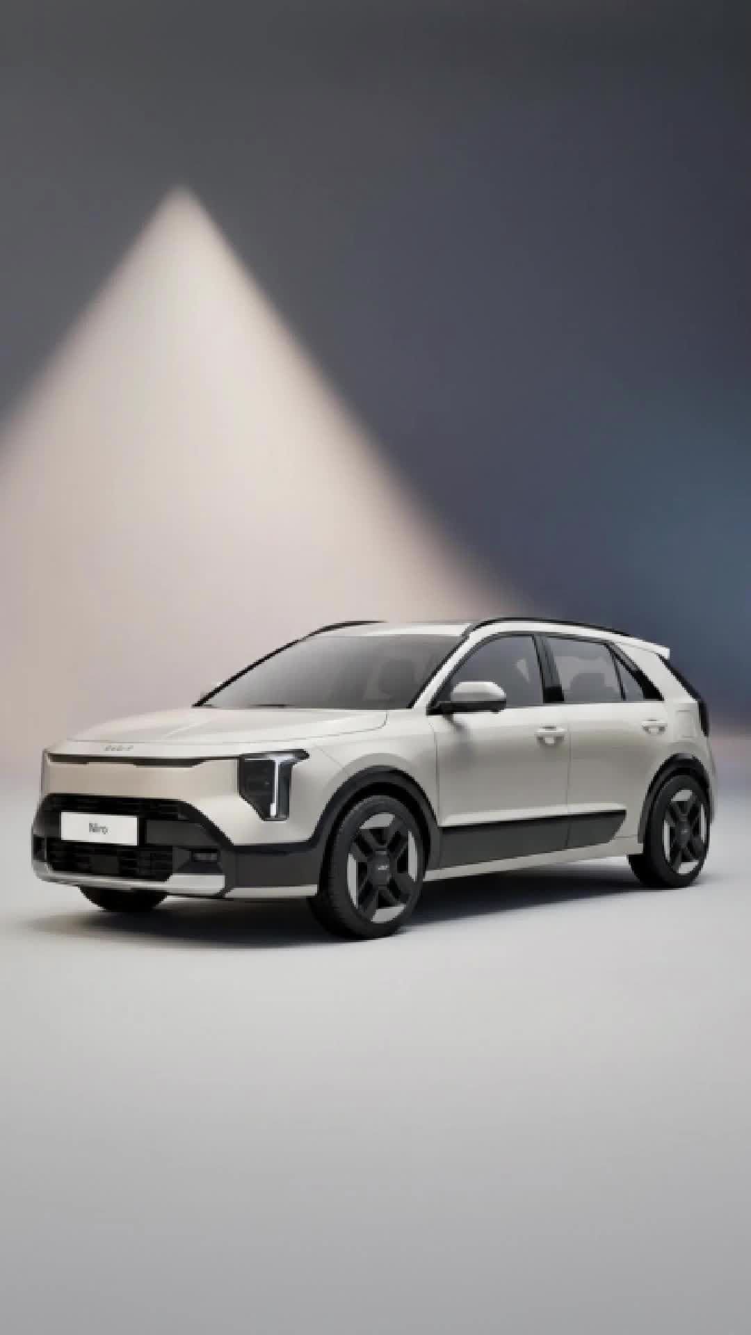 油改电既视感起亚新极睿中期改款封闭格栅+D柱设计太个性