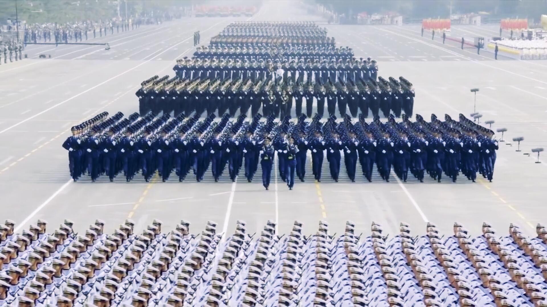 中国阅兵配外语解说,会是一种怎样的体验?70周年阅兵