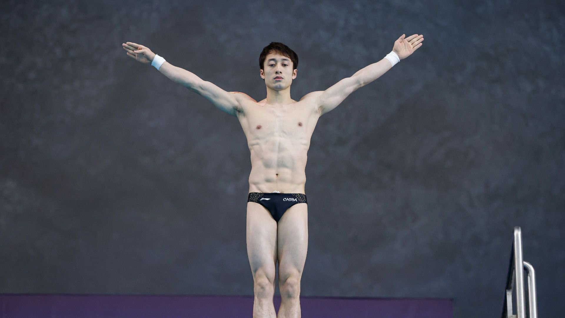 全场最高分！陈若琳弟子上演水花消失术，中国跳水小将逆袭夺冠