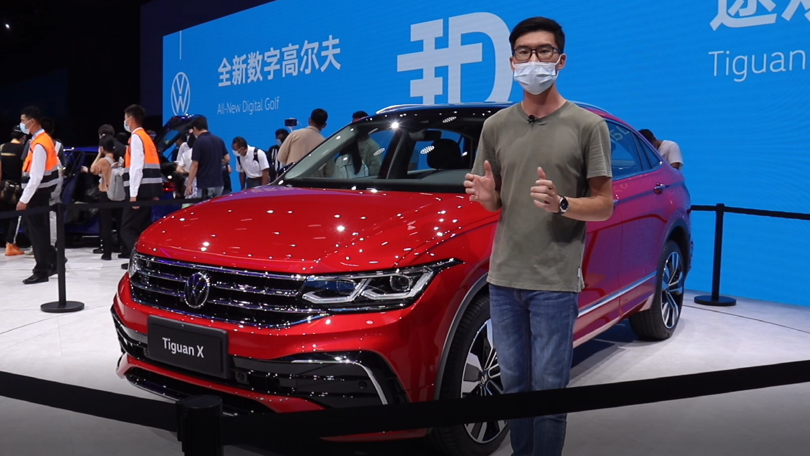 2020北京车展丨运动套件加持 预售24.6万元起 实拍途观X