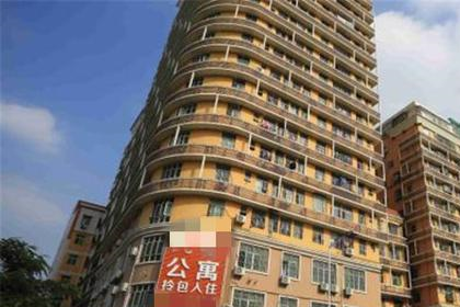 为何很多深圳房东,宁愿空着房子积灰,也不愿意“降价出租”呢?|房东|降价|租客_新浪新闻