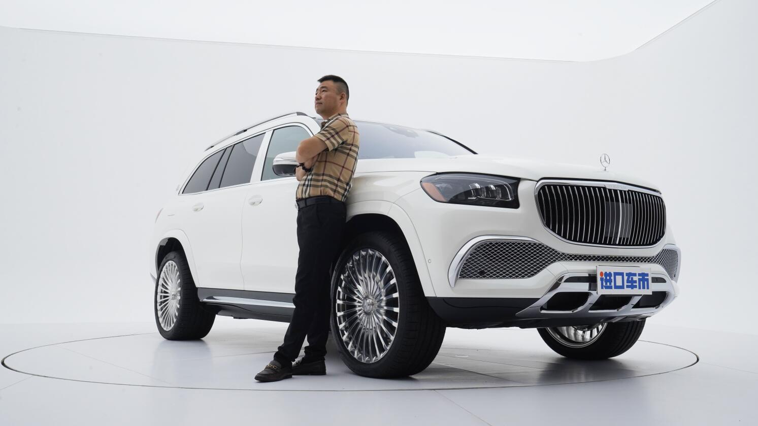 百公里加速4.9s！详解奔驰迈巴赫GLS600配置参数