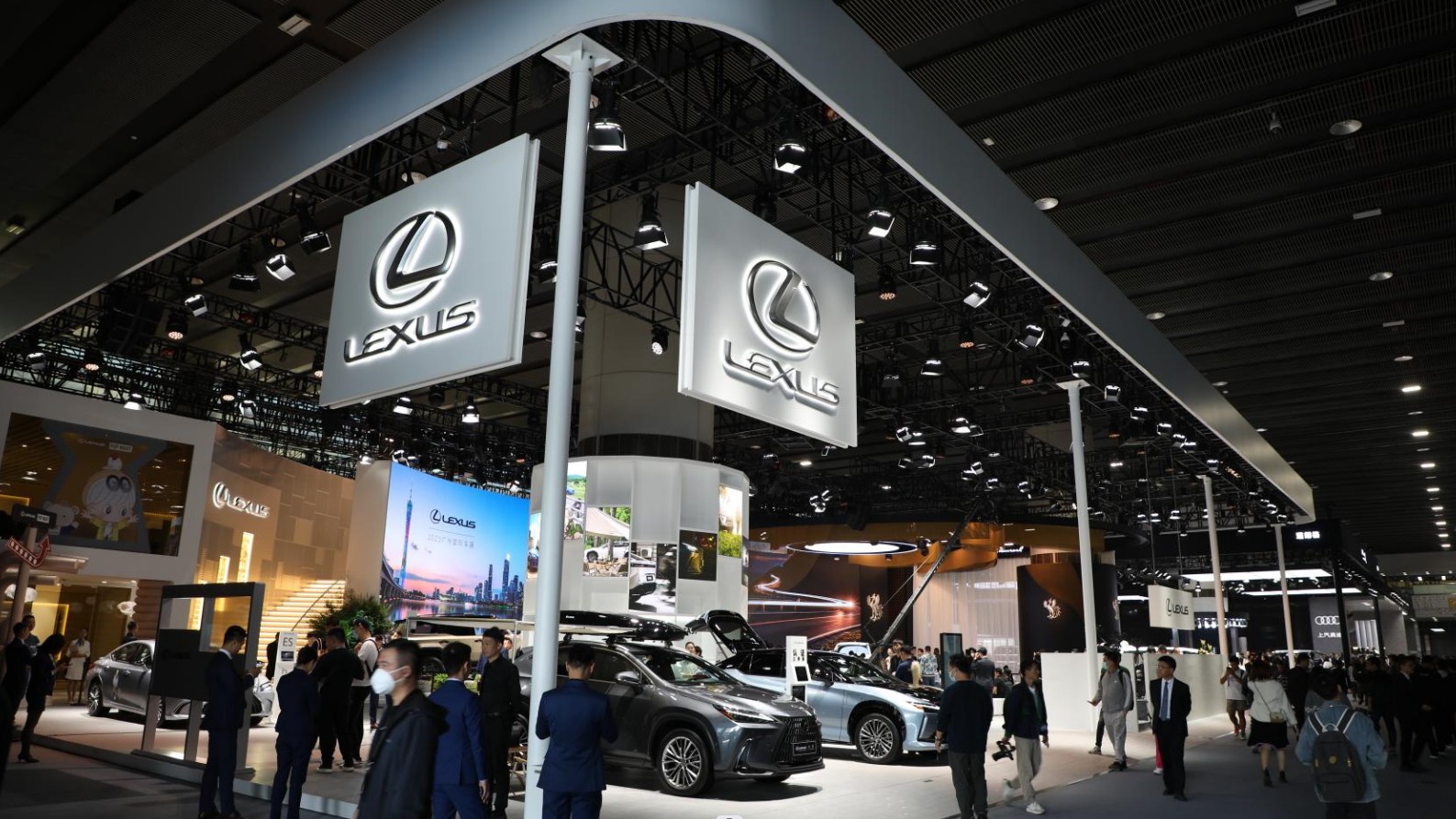 LEXUS雷克萨斯全新一代GX亮相广州车展