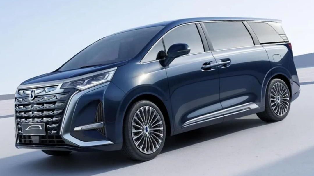 销量节节高升 腾势D9 产品力拉满的MPV