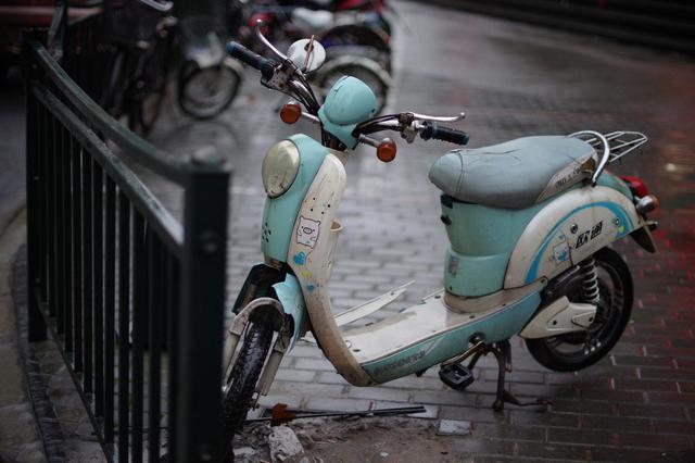 一辆报废的电动车能卖多少钱？修车师傅告诉你内幕，别再卖亏了！