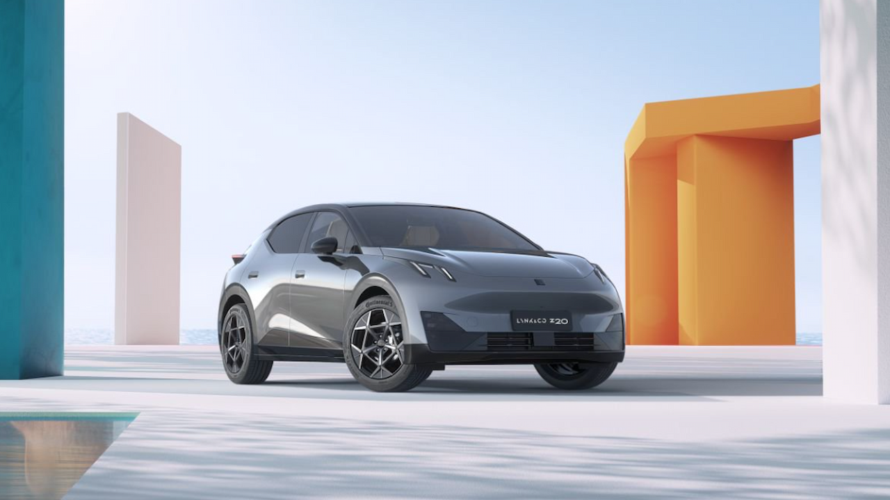 领克Z20充电不挑桩！搭载4.5C闪充技术，15分钟补能370+km