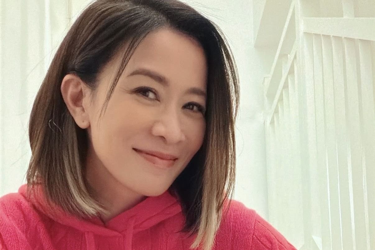 佘诗曼助力母亲养病搬入半山豪宅，年租金近200万，与陈豪做邻居