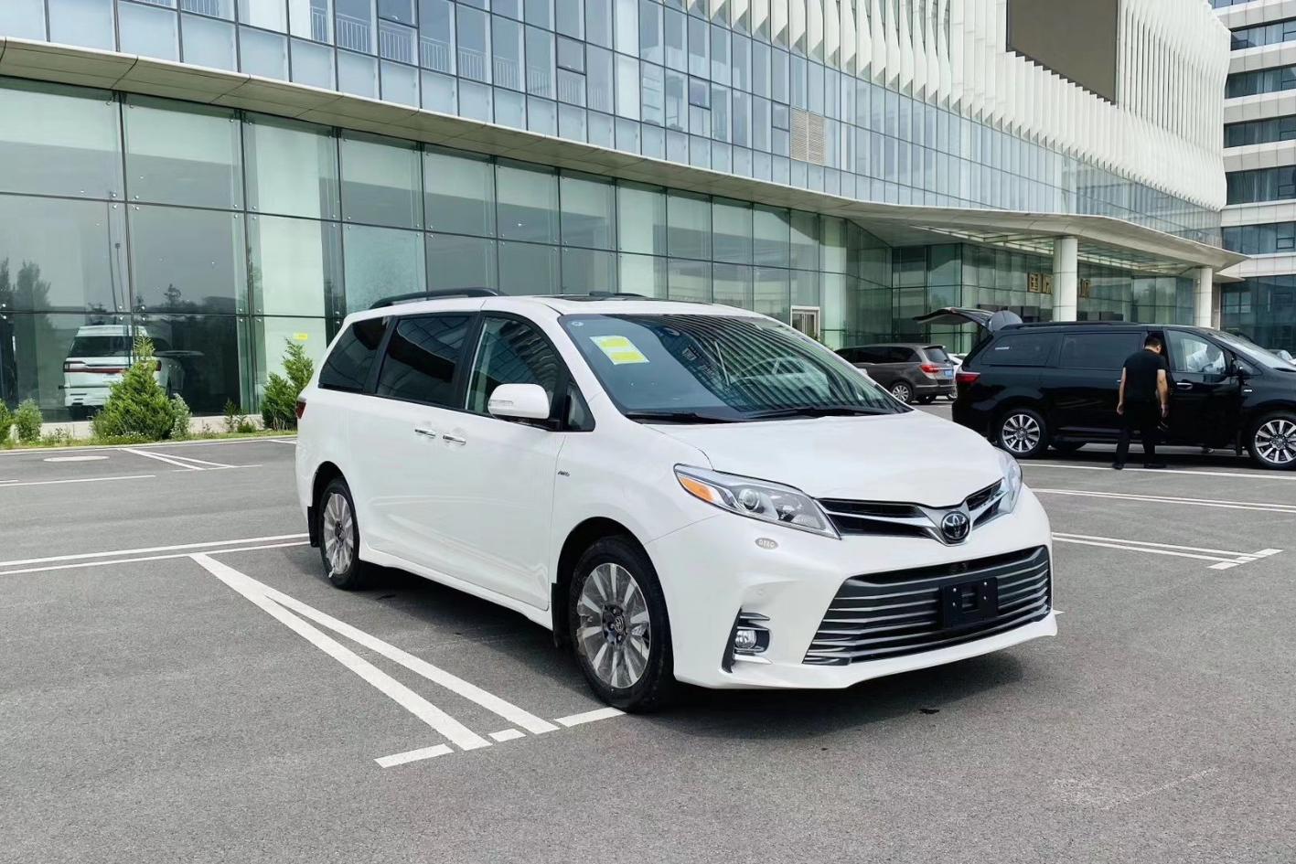 2020款丰田塞纳加版报价