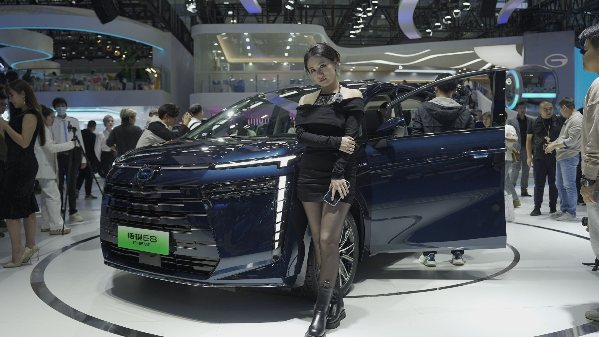 更适合家用的MPV，来看看现场超火爆的广汽传祺E8