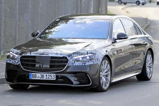 全新奔驰S级最新低伪谍照曝光 预计于今年9月发布