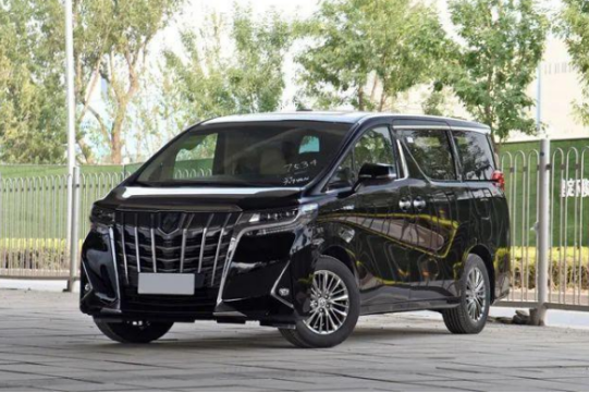 2020款丰田埃尔法上市，售价81.9万元起