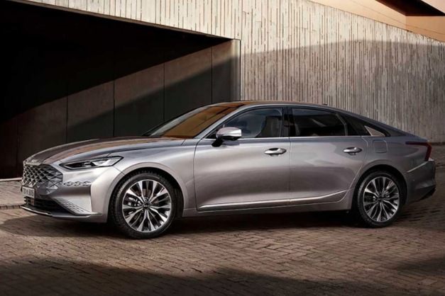 起亚发布中大型轿车K8官图