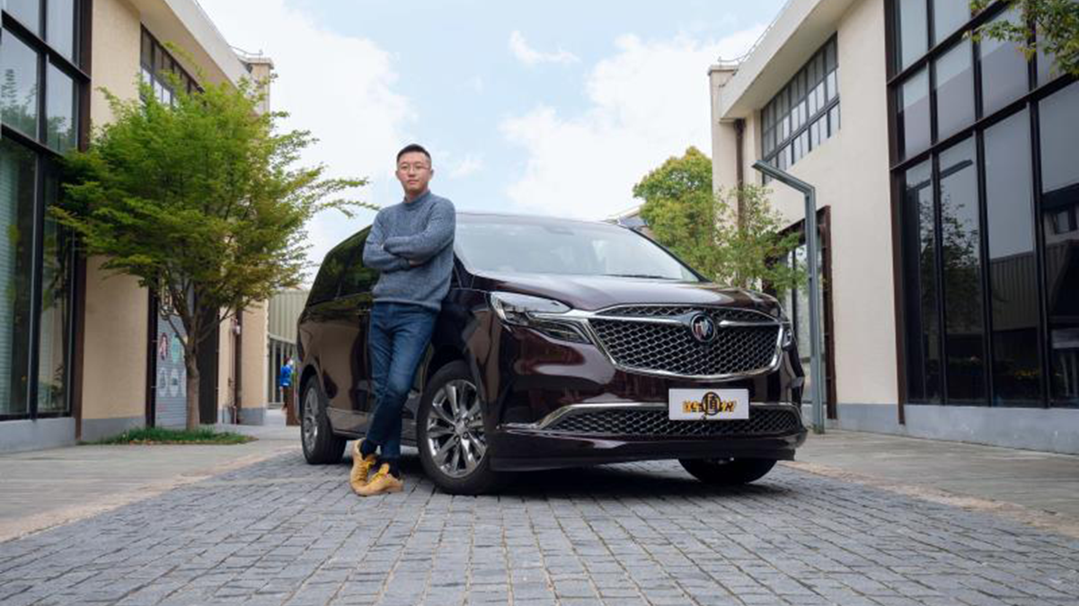 新款别克GL8 Avenir六座版首测：有了它还要加价买埃尔法吗？