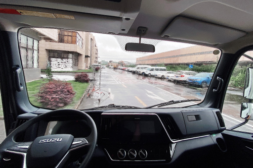 限时大“惠”助生意 江西五十铃翼放EC2.8轻卡3000抵10000