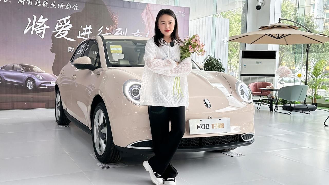 整体风格不变，但在细节方面升级很多，2023款欧拉好猫实拍