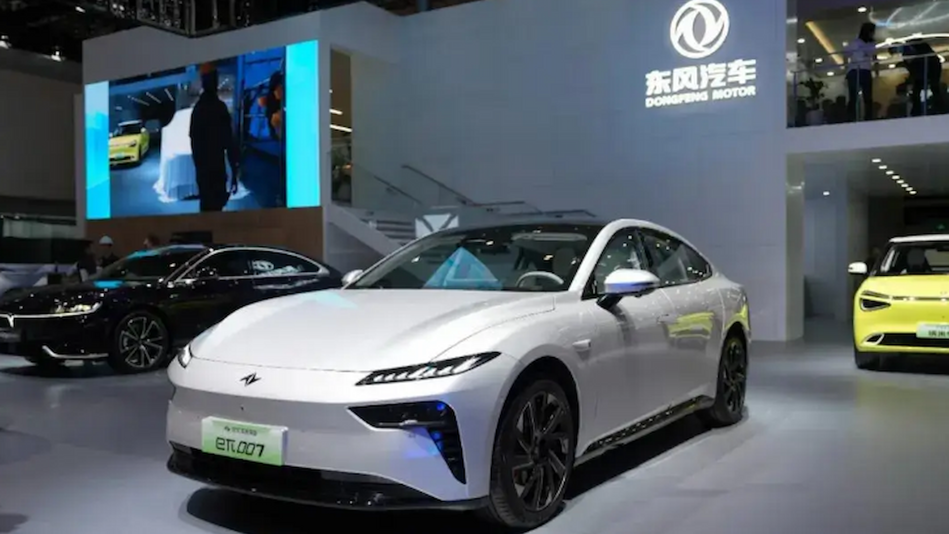 11.99万起！东风eπ007掀桌大降价，比深蓝SL03、启源A07便宜3万