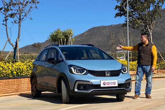 Honda纯正基因的小正太“来福酱”前来报道