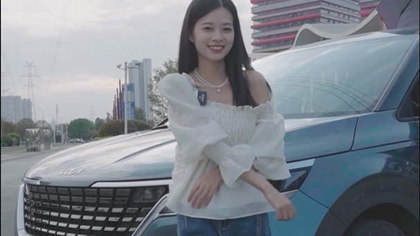 有颜有型的MPV-- 起亚嘉华