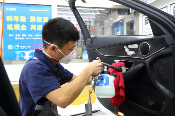 车奇士温馨提醒丨五一小长假出行前先做好爱车保养