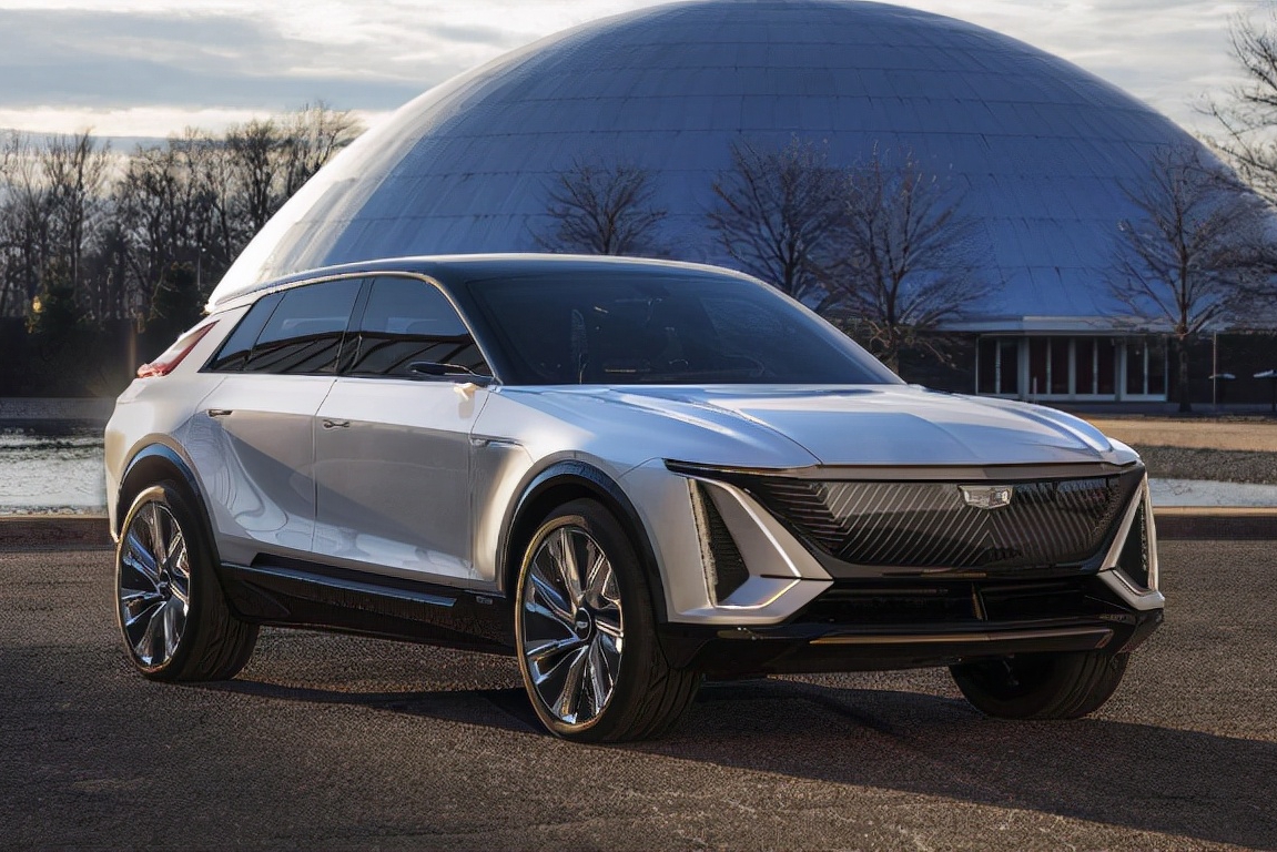 车标值20万？EQB对比LYRIQ