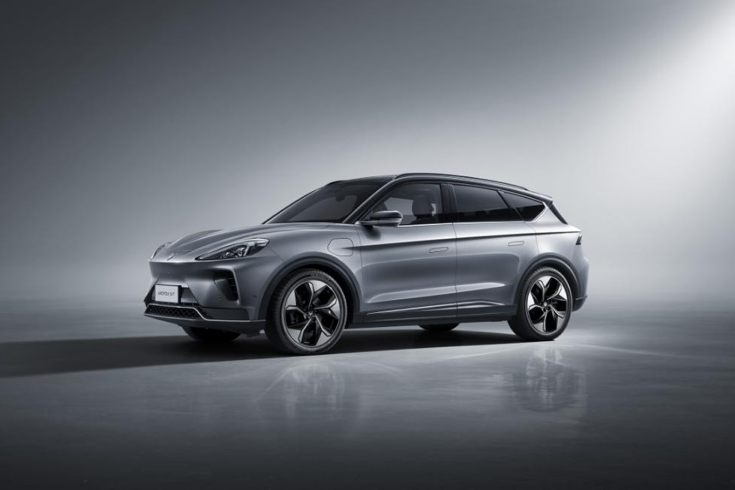 除了帅，ARCFOX αT还有什么高能？