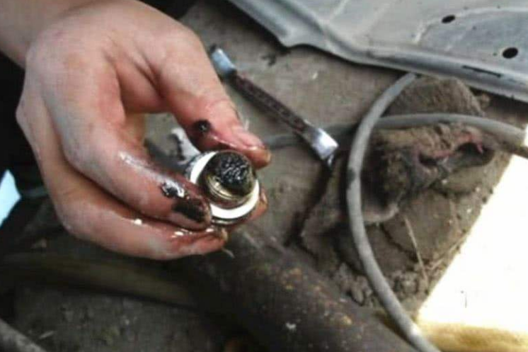 4个最没有意义的保养，很多车主不懂，花了不少冤枉钱