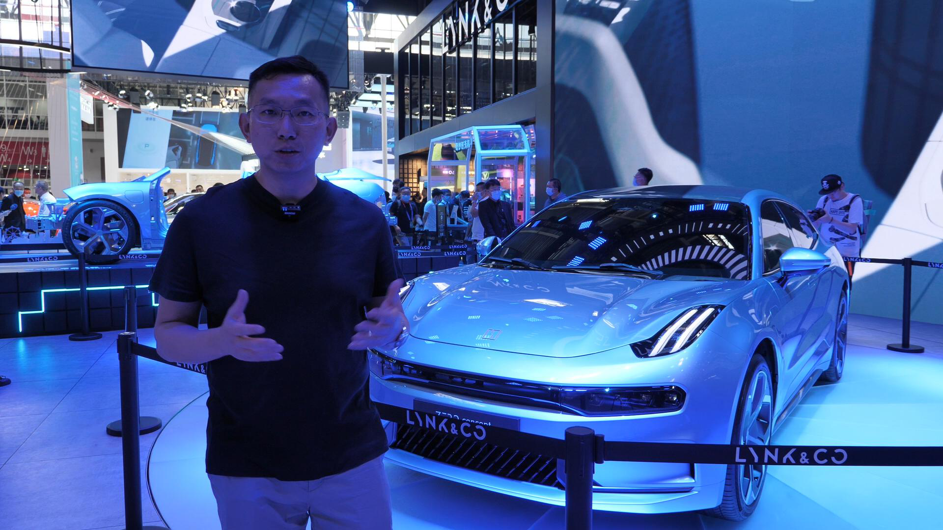 续航超700km 抢先实拍领克纯电动轿跑ZERO concept