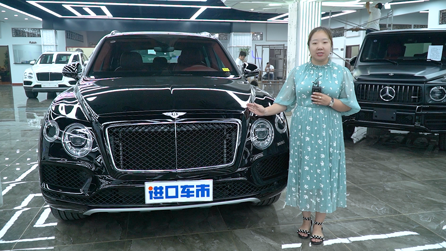 20款宾利添越，4.0T V8发动机，豪华SUV卓越性能