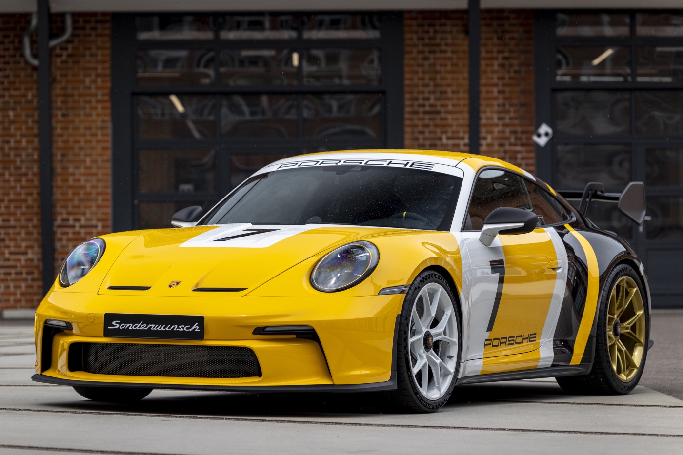 致敬956B赛车 911 GT3特别涂装版官图发布