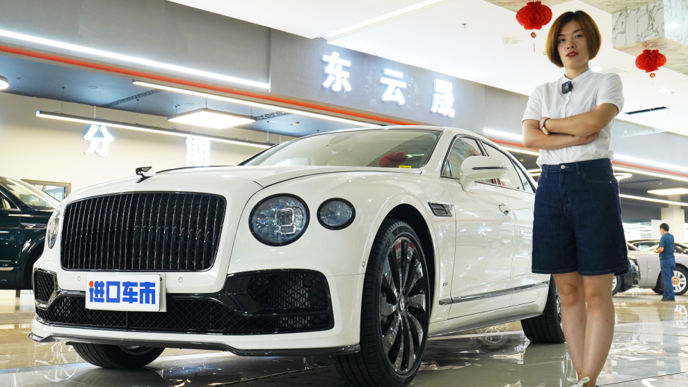 宾利飞驰实车鉴赏，体验388W带来的奢华与舒适