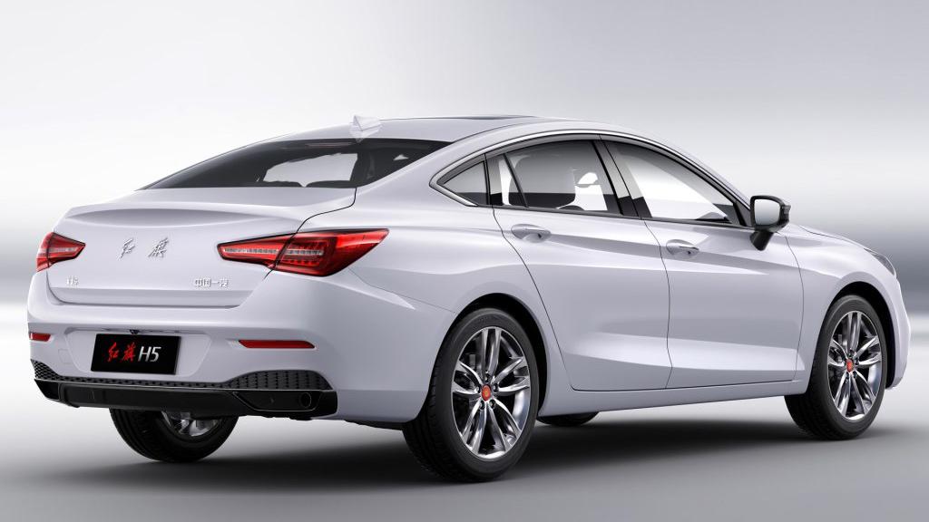 这车火了，车尾的LOGO那叫一个霸气，爆出售价还看啥奔驰宝马