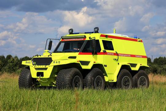 不愧是战斗民族，8x8的俄罗斯急救车，3.0T柴油只有146马力？