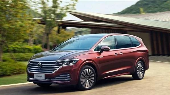 别克GL8头号劲敌！大众威然正式上市，售28.68万起值得入手吗？