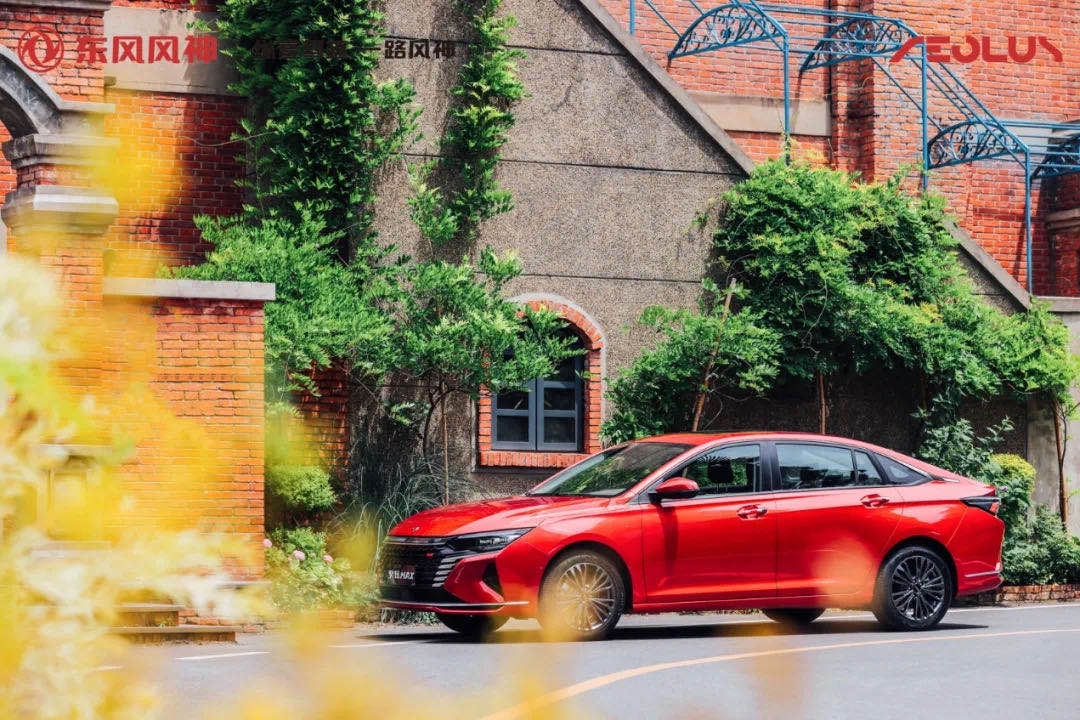 这几个实用小招，让你雨天行车不烦心