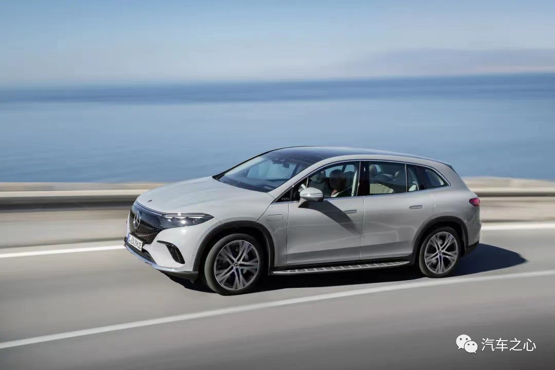 连推两款百万级电动车：奔驰在电动化转型上，还能不能打？