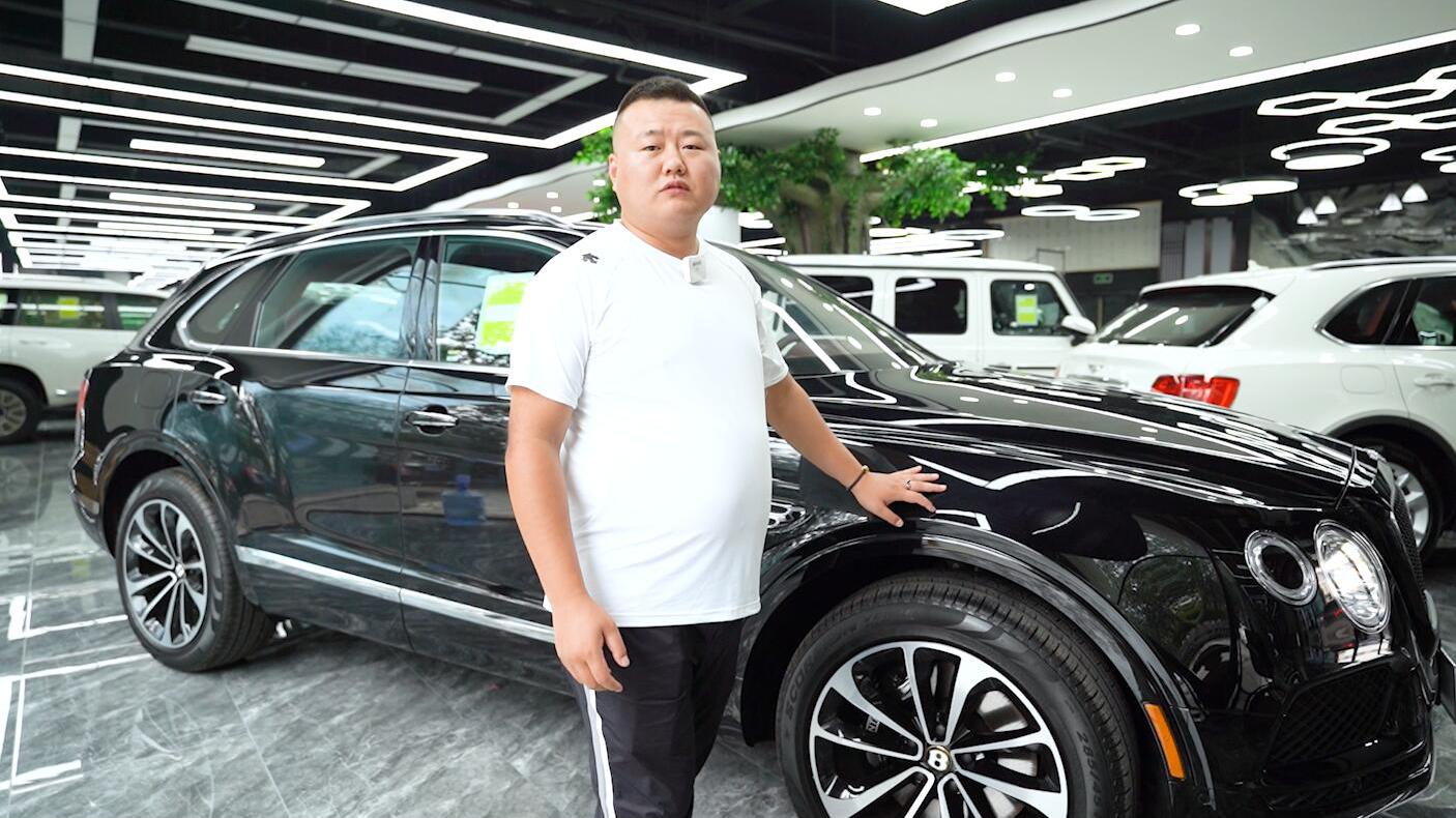 全球顶级豪车 实拍20款宾利添越 身份的象征