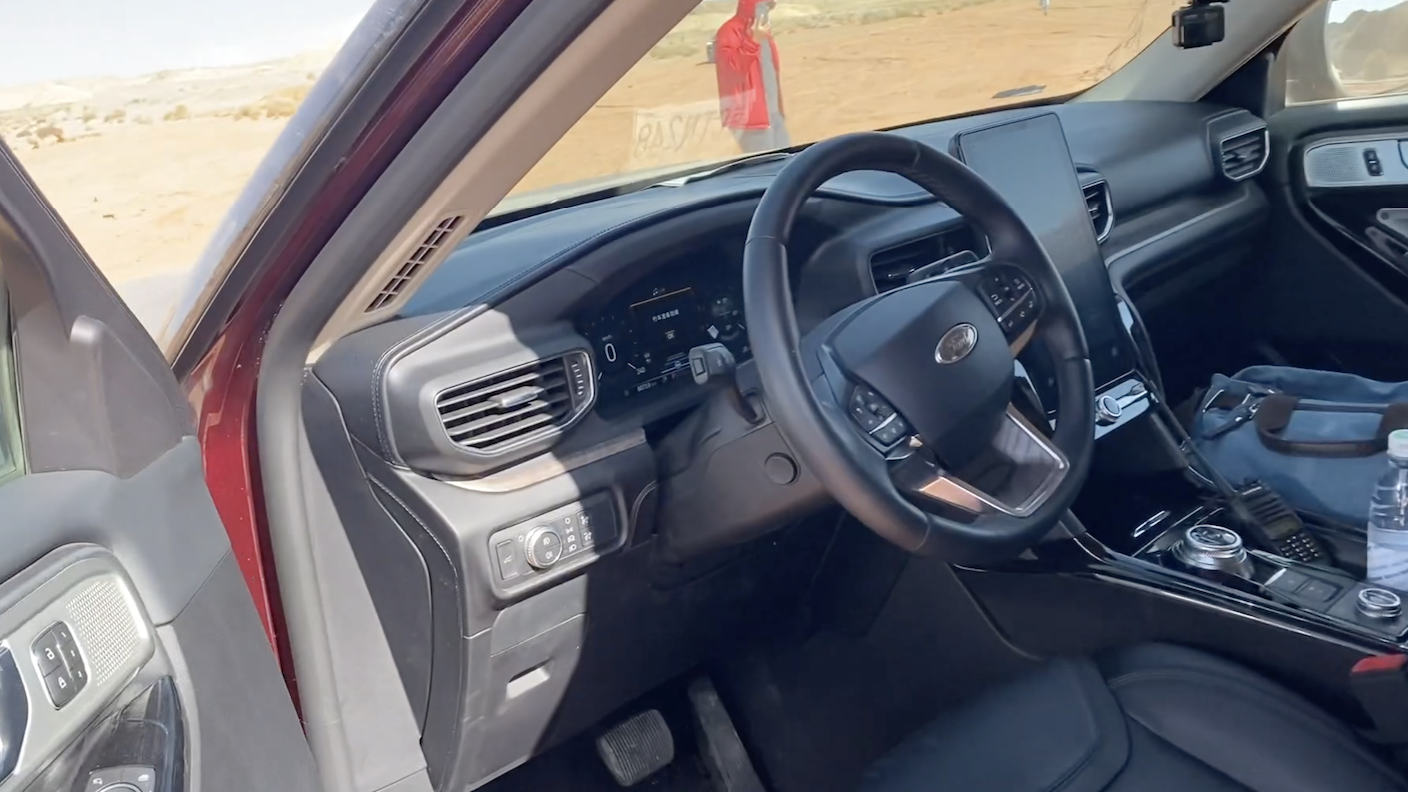 第一人称实拍福特探险者-开起来怎么样？