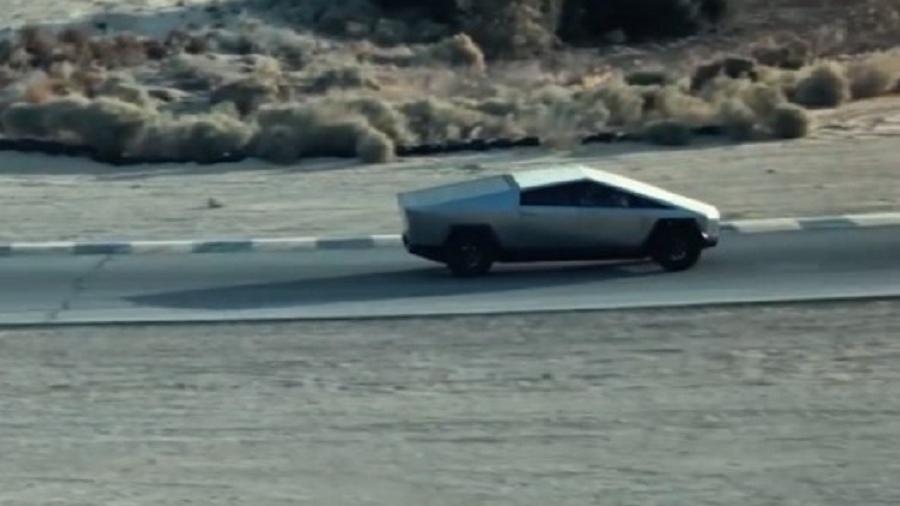 特斯拉Cybertruck电动皮卡