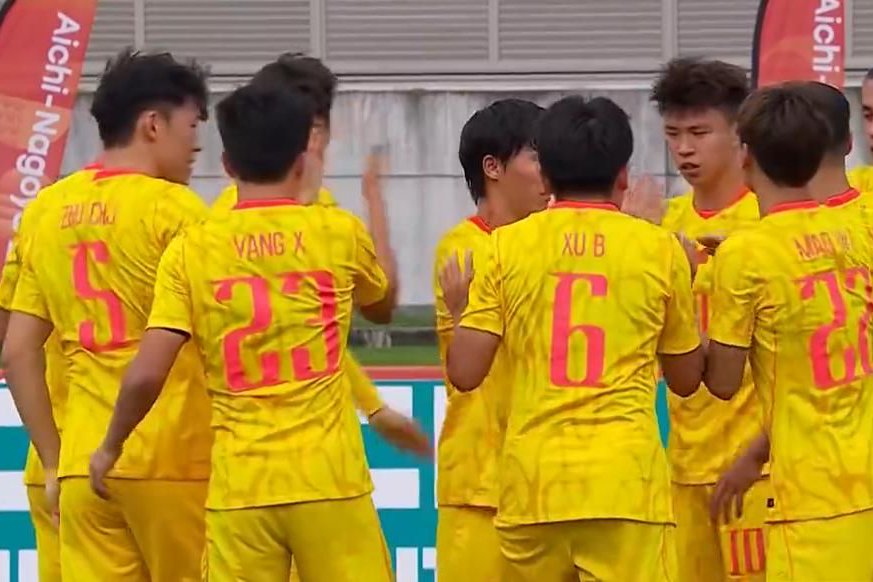 国足0-0伊朗！赛后球员评分：2人高分，3将不及格，最差非王钰栋