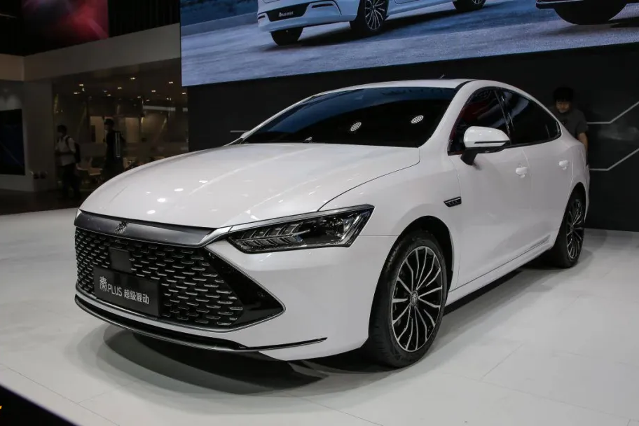 省油省钱省心？卡罗拉双擎与比亚迪秦PLUS DM-i到底谁更好