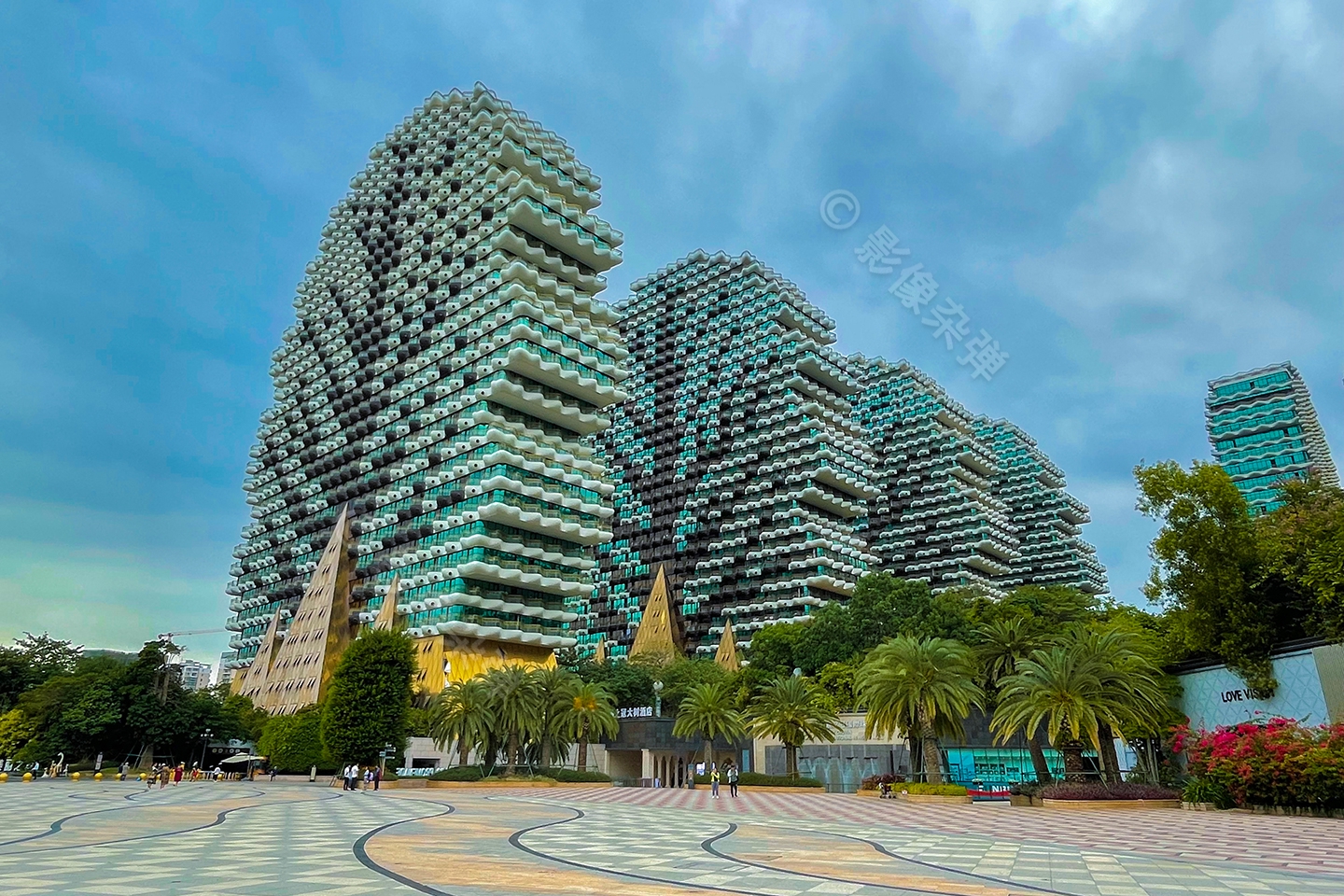 外表怎么能看出一个女人生过孩子或者是生过几个孩子的人？