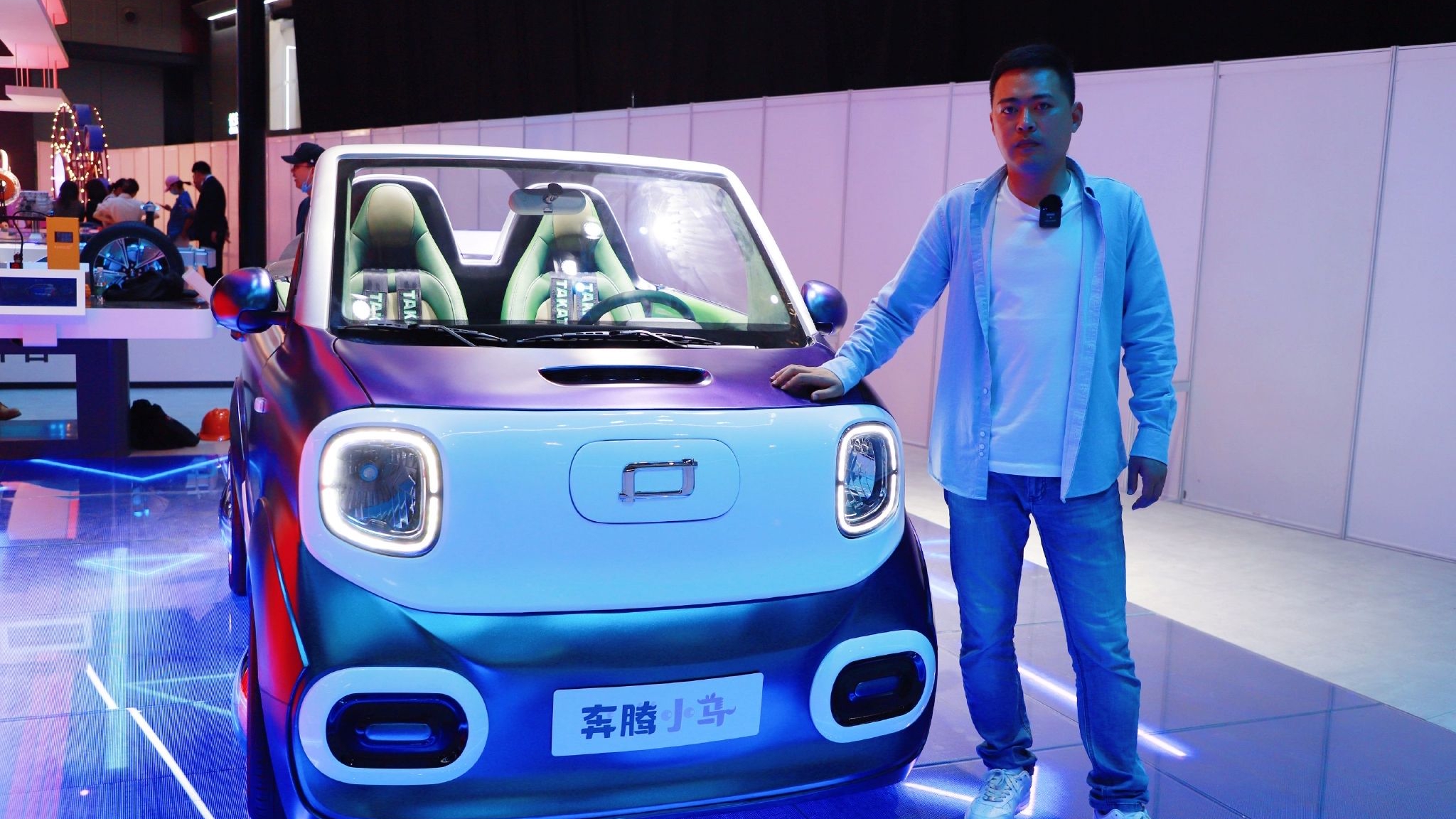 上海车展探馆：一汽奔腾敞篷纯电动抢先看 奔腾小马有望年中上市