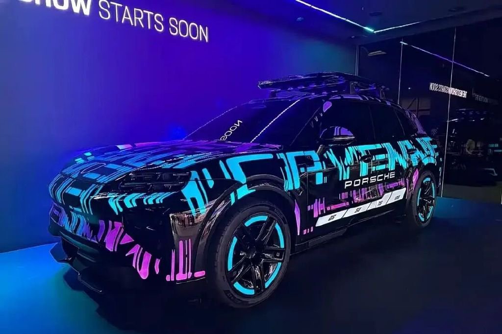 8款新车信息公布：新款宏光MINIEV上市，保时捷纯电新车将亮相