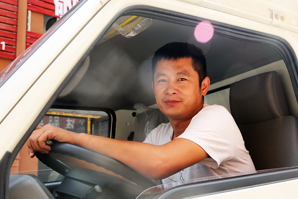 开江铃顺达小卡，郁文亚请你吃最新鲜的鸡 | 卡车之友网